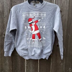 Kids 10 Gray Dabbing Santa Graphic Crewneck Sweatshirt